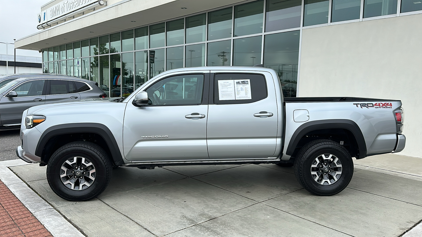 2023 Toyota Tacoma TRD Sport 3