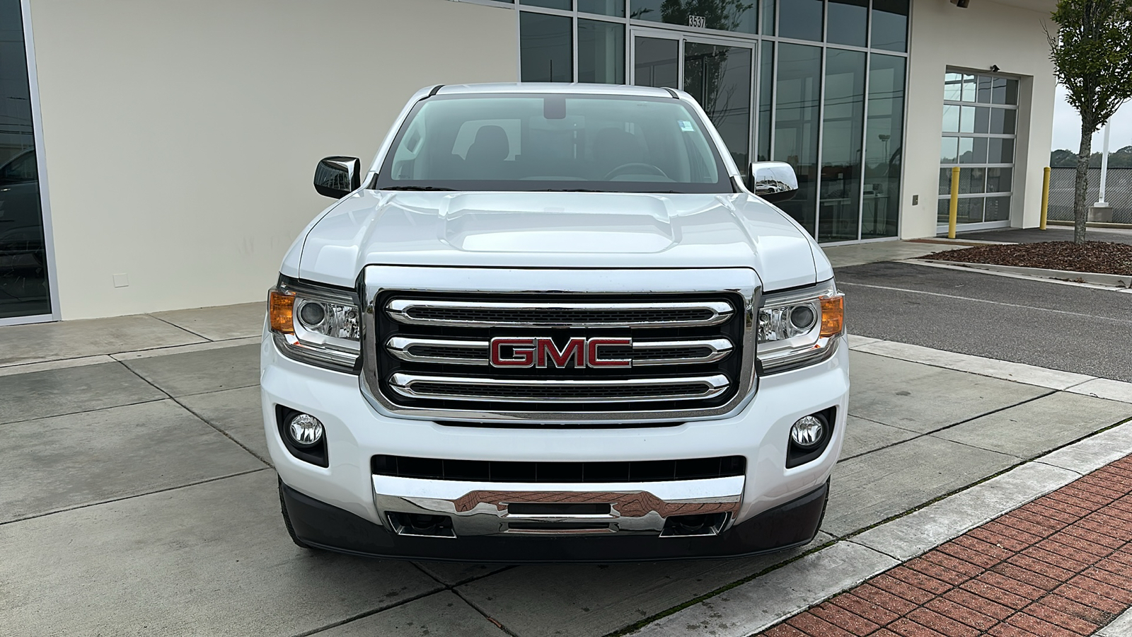 2019 GMC Canyon SLT 2