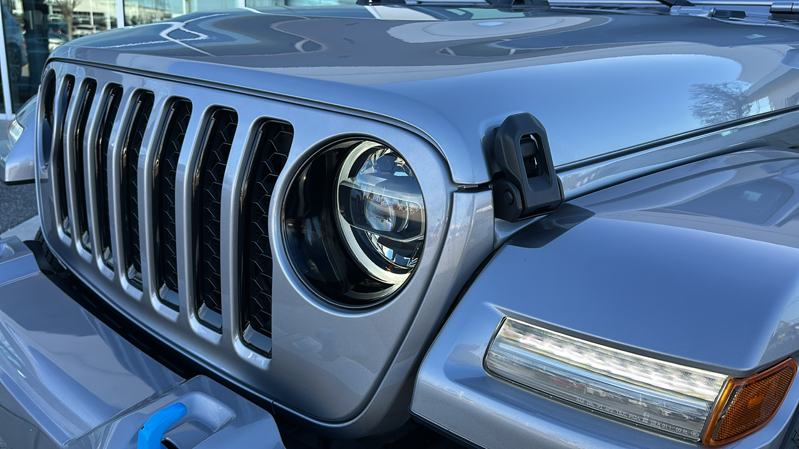 2021 Jeep Wrangler Unlimited Sahara 4xe 8