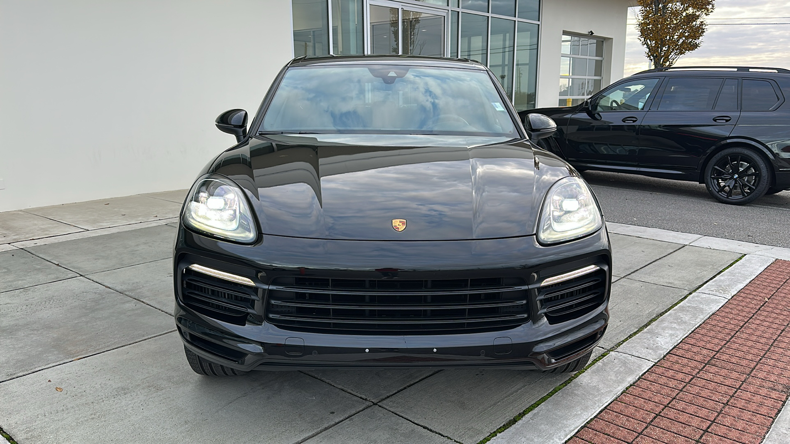 2020 Porsche Cayenne Base 2