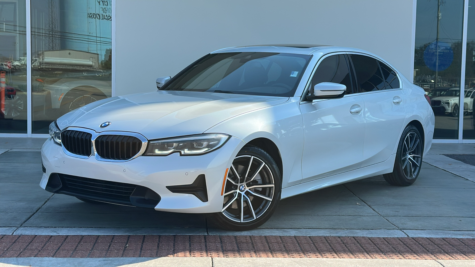 2021 BMW 3 Series 330i 1