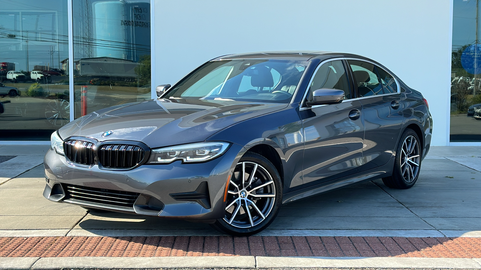 2022 BMW 3 Series 330i 1