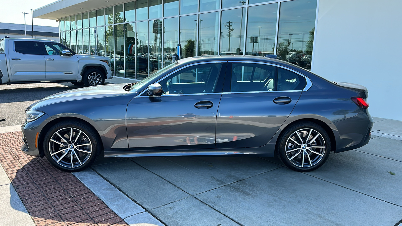 2022 BMW 3 Series 330i 3