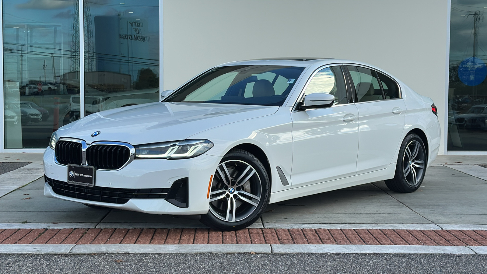 2022 BMW 5 Series 530i xDrive 1