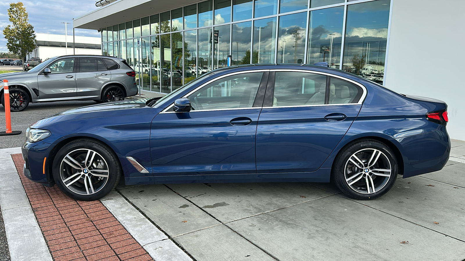 2021 BMW 5 Series 530i xDrive 3