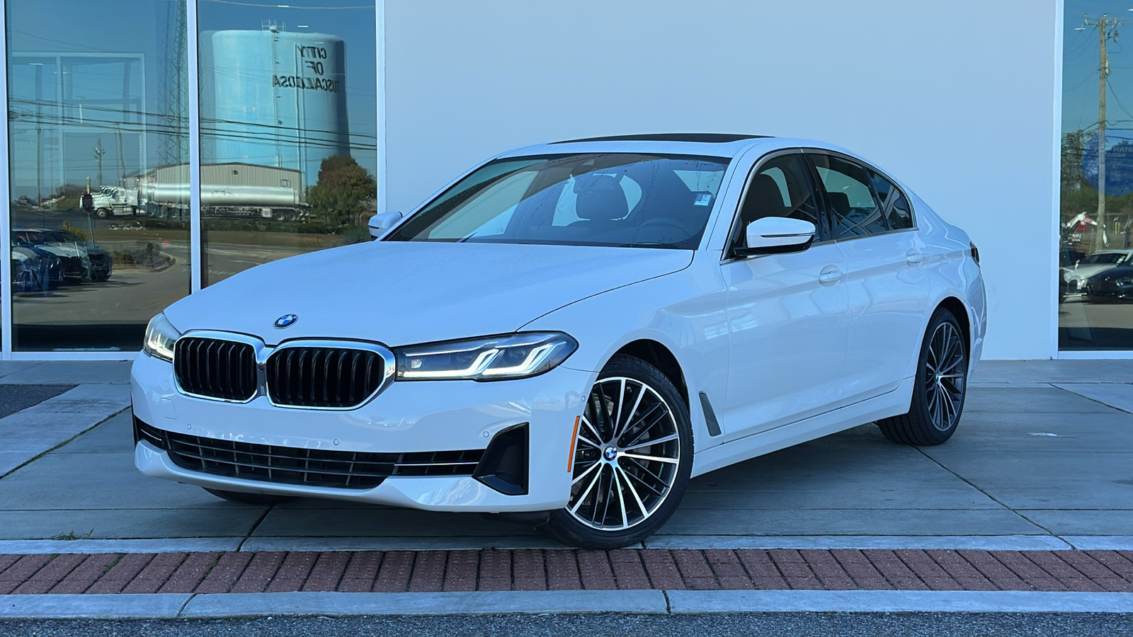 2021 BMW 5 Series 540i 1