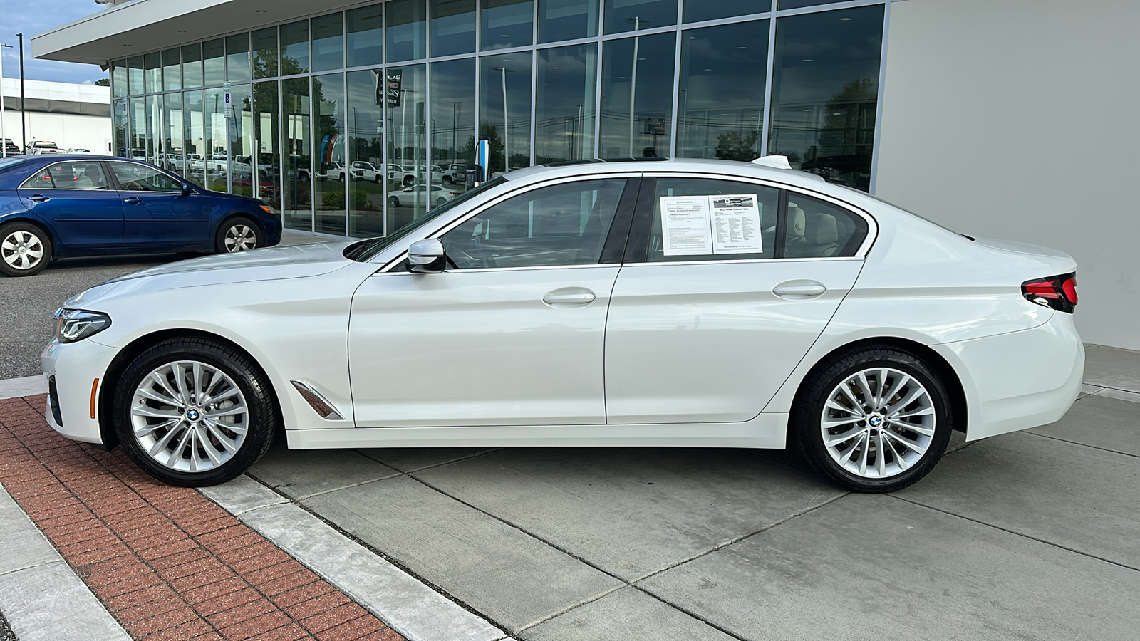 2023 BMW 5 Series 530i 3