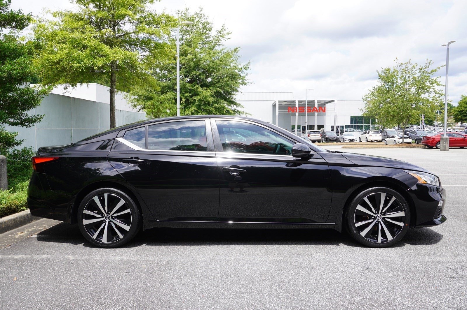 2020 Nissan Altima 2.5 SR 22