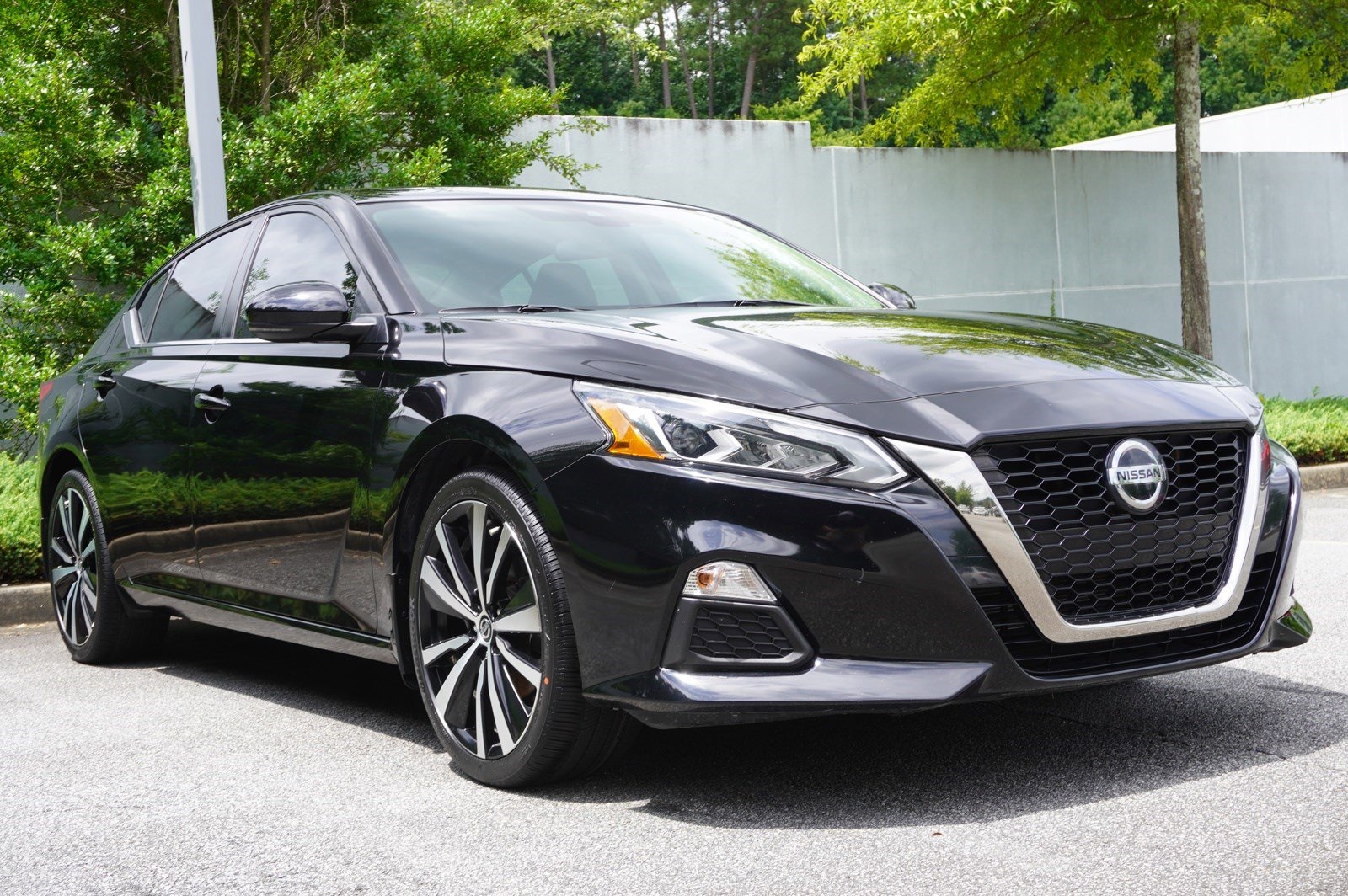 2020 Nissan Altima 2.5 SR 23