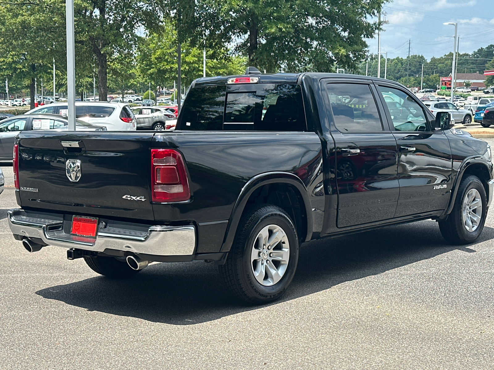 2022 Ram 1500 Laramie 35