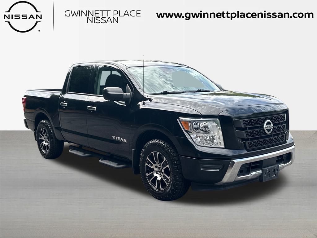 2021 Nissan Titan SV 3