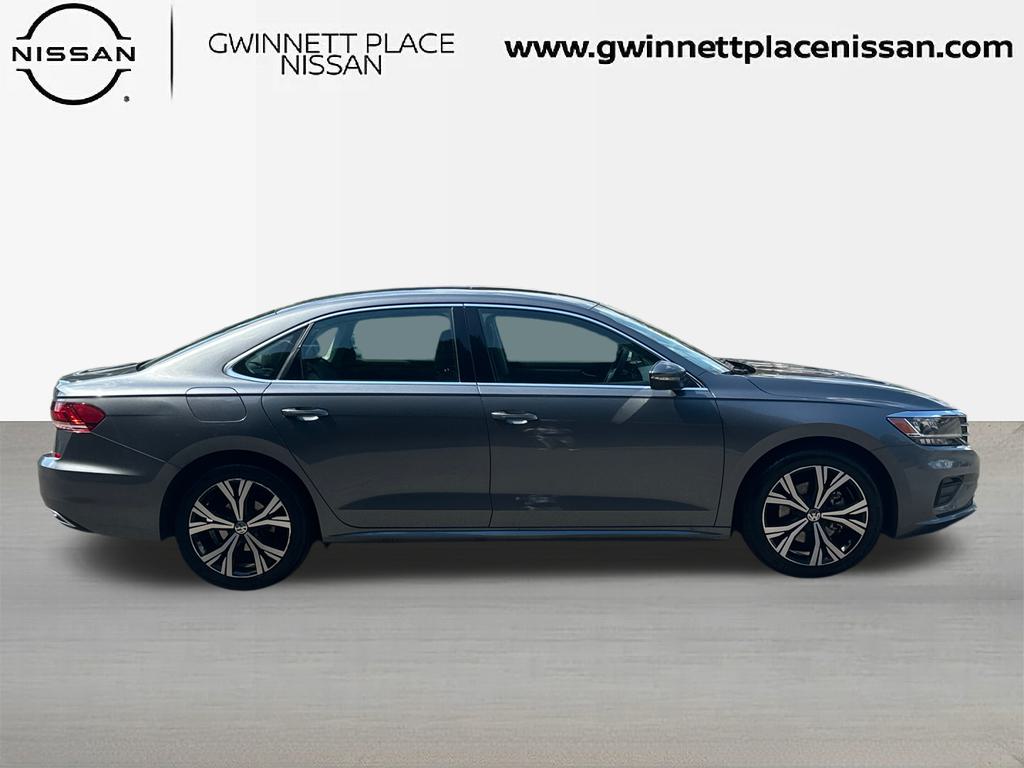 2022 Volkswagen Passat 2.0T SE 4