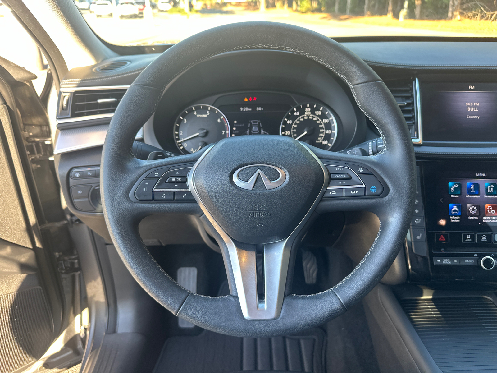 2021 INFINITI QX50 LUXE 24