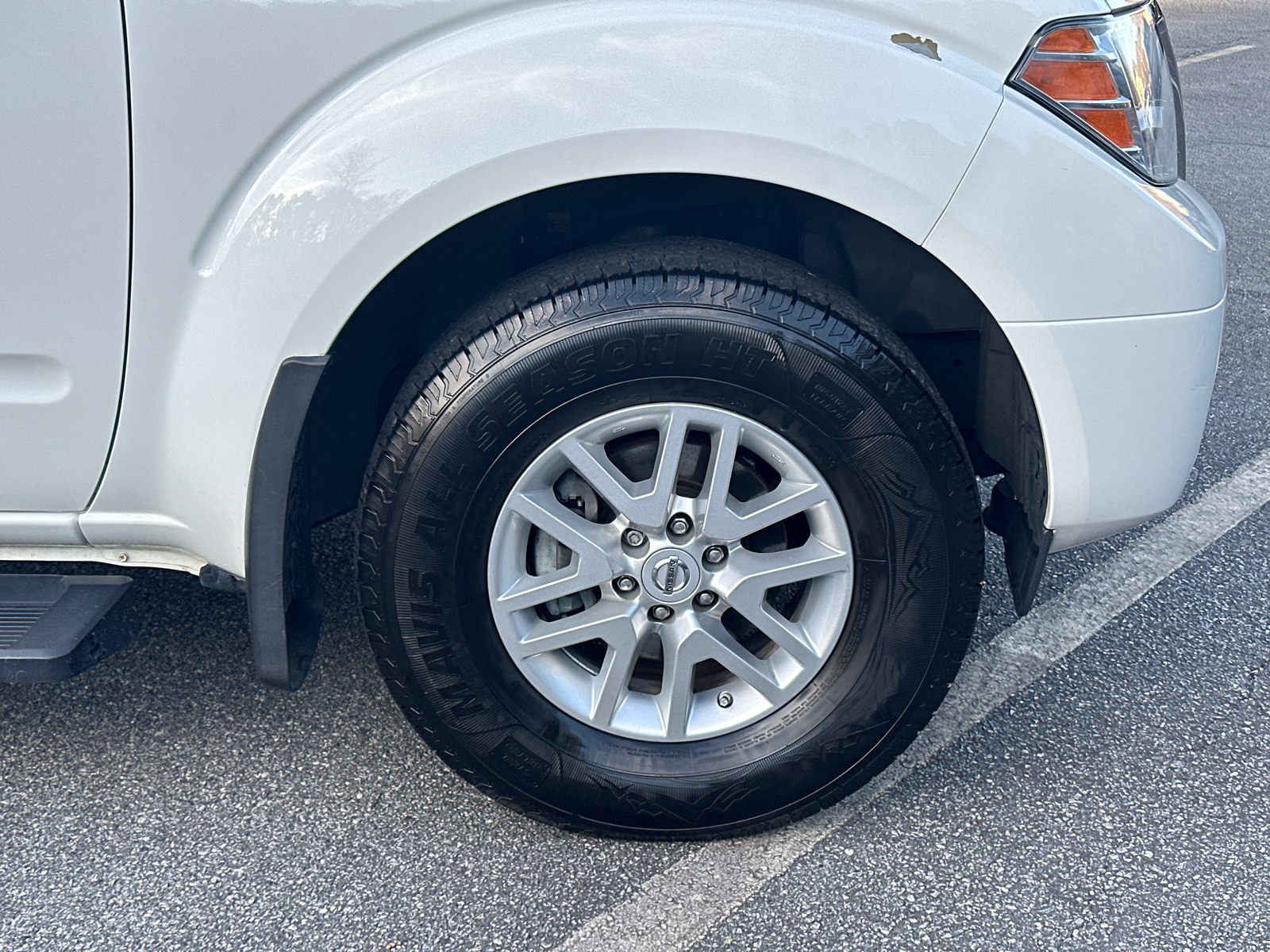 2019 Nissan Frontier SV 12