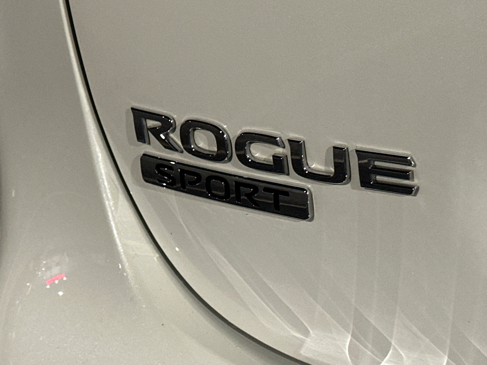 2021 Nissan Rogue Sport SV 32