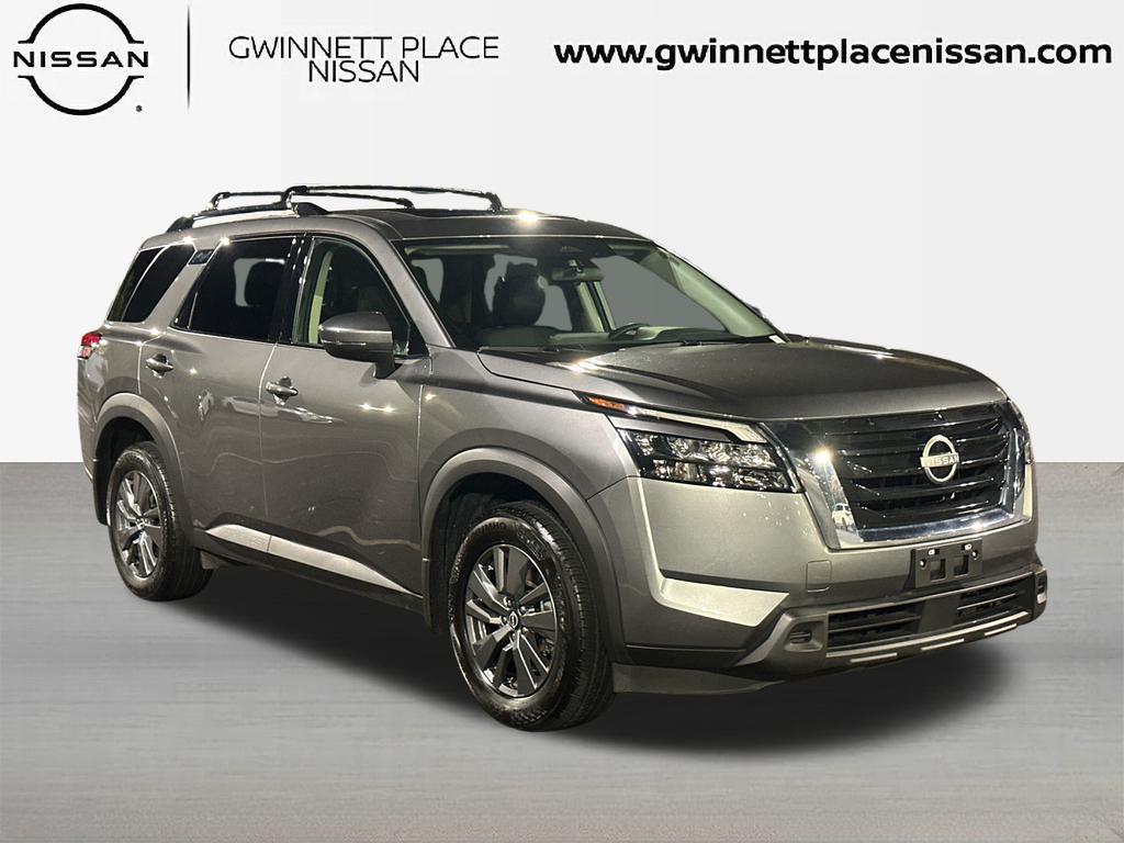 2023 Nissan Pathfinder SV 3