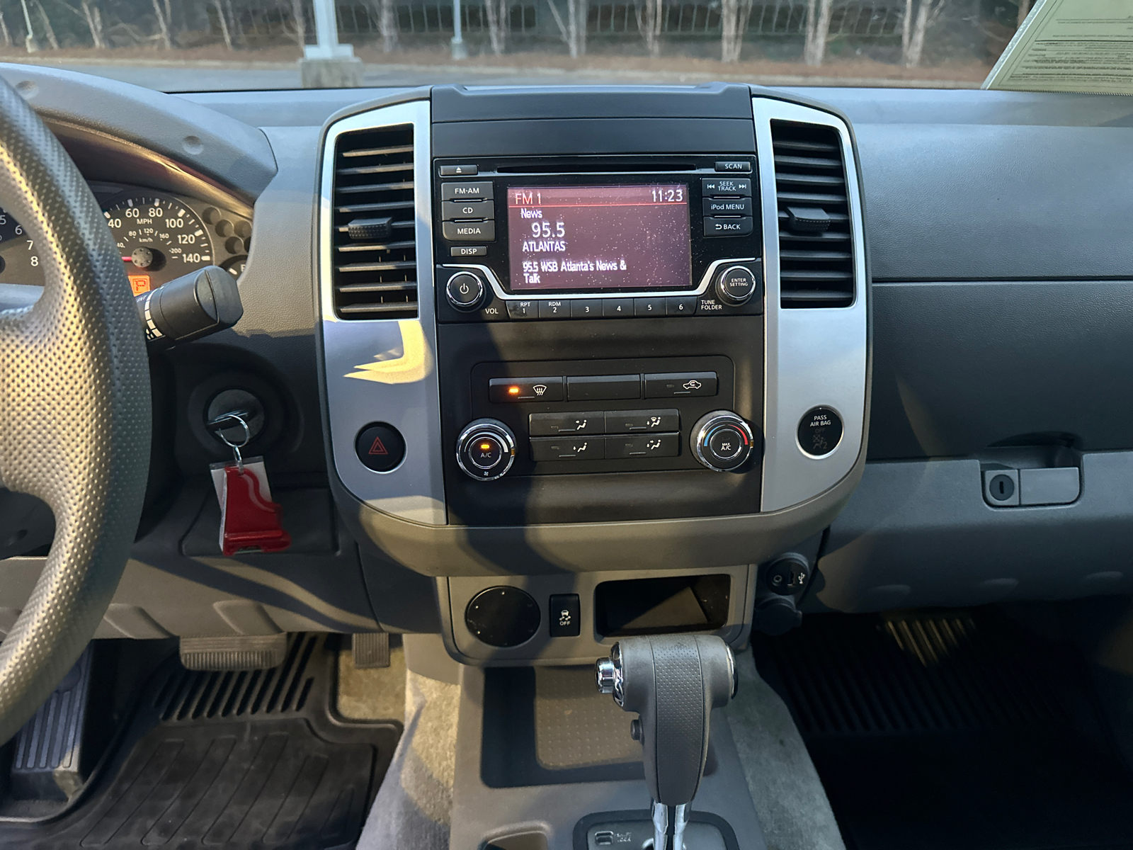 2018 Nissan Frontier S 27