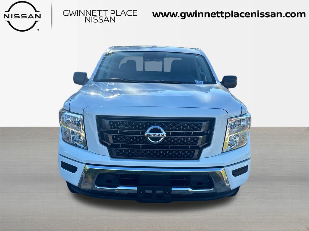 2023 Nissan Titan SV 2