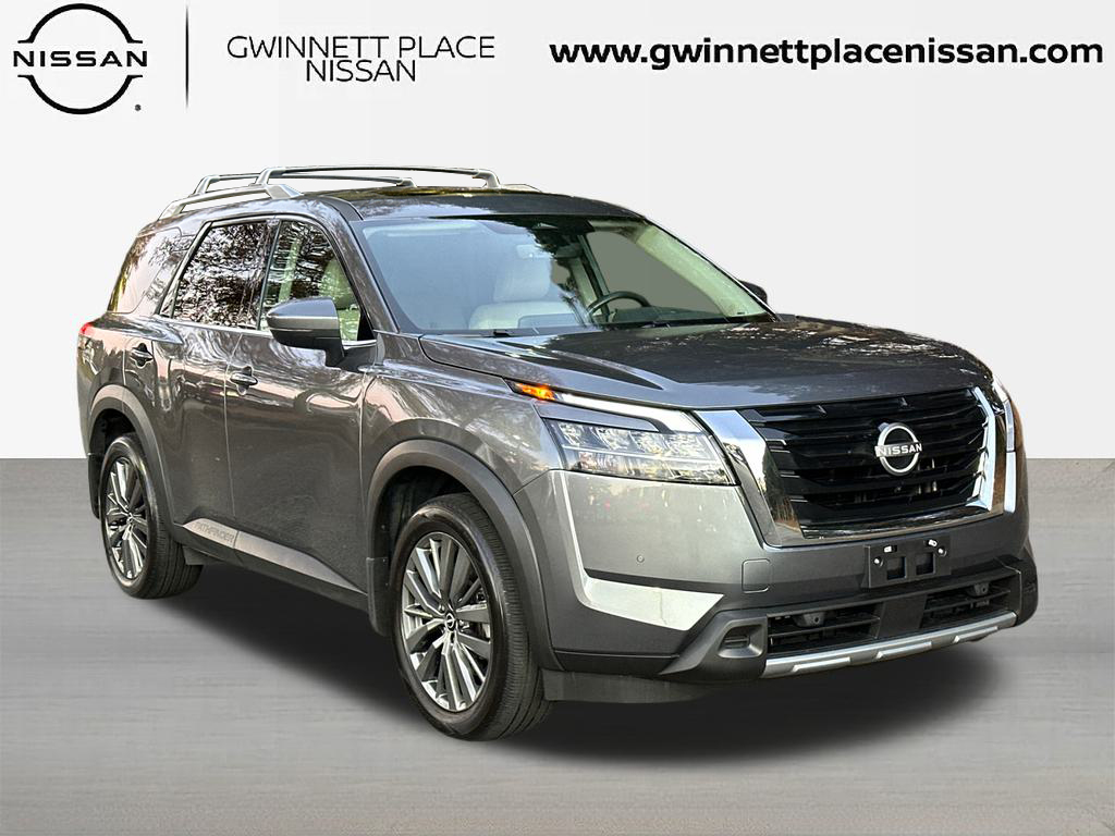 2023 Nissan Pathfinder SL 3