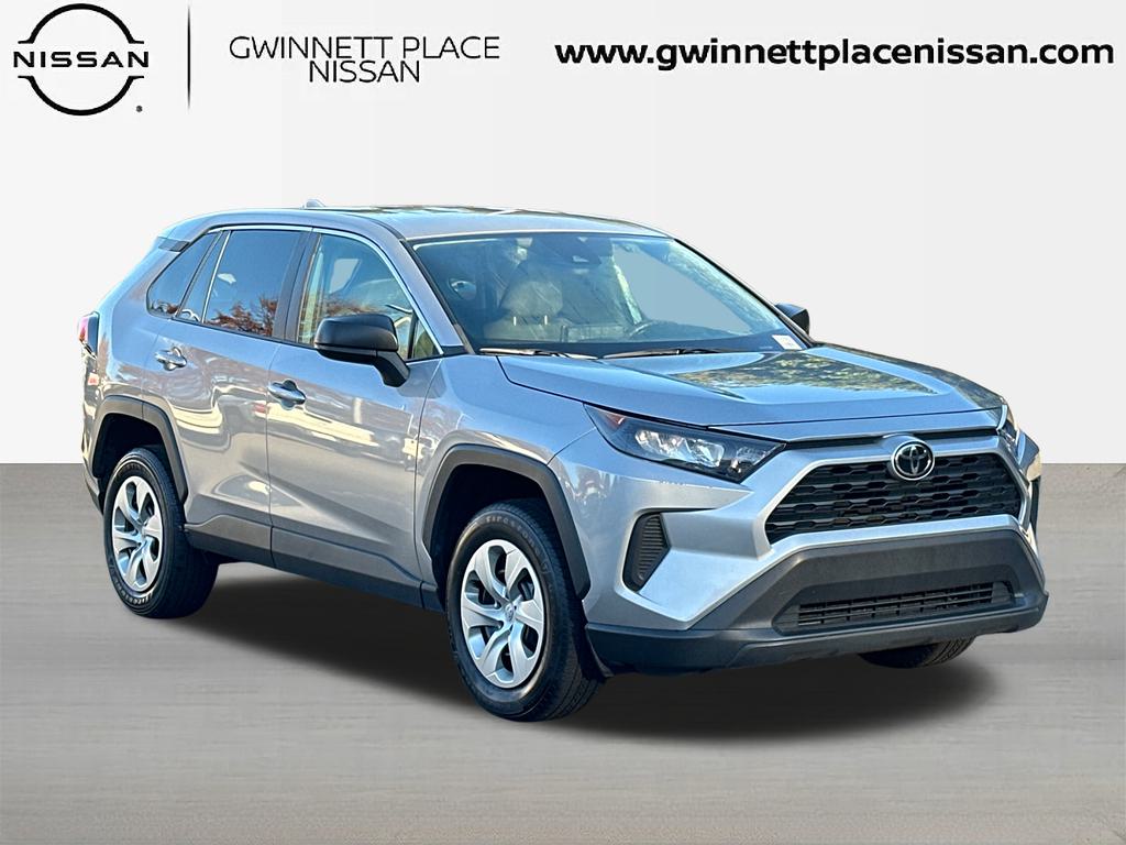 2022 Toyota RAV4 LE 3