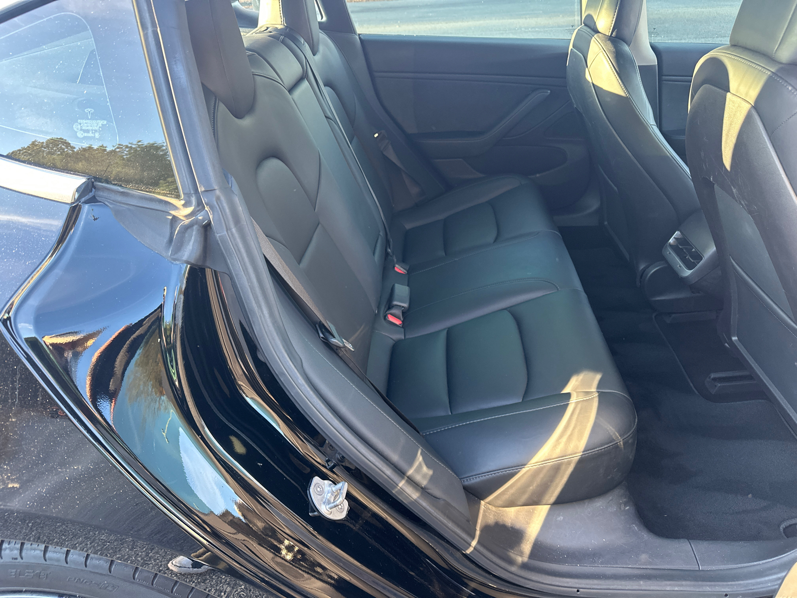 2019 Tesla Model 3 Long Range 15