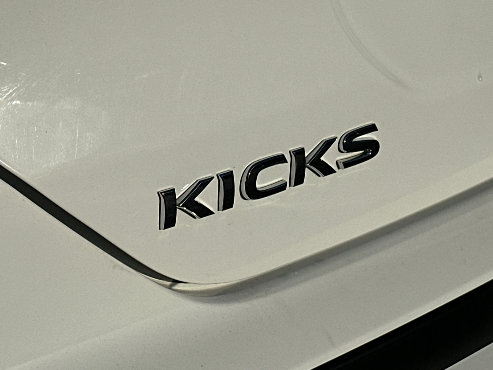 2021 Nissan Kicks S 32