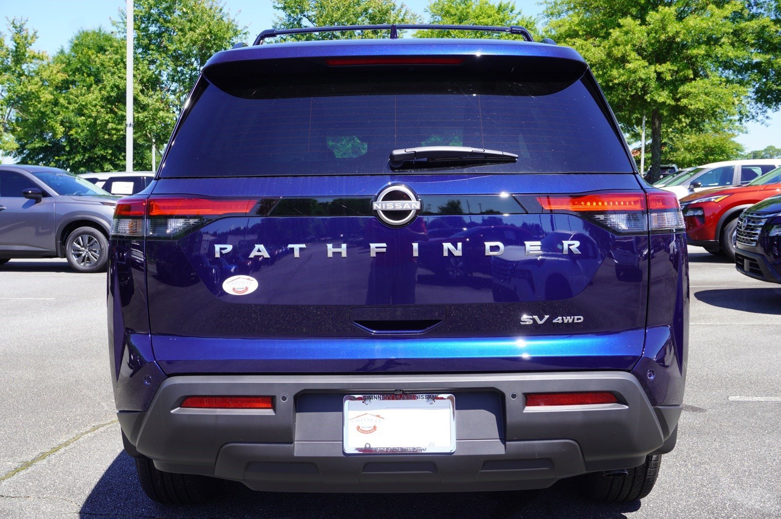 2024 Nissan Pathfinder SV 22