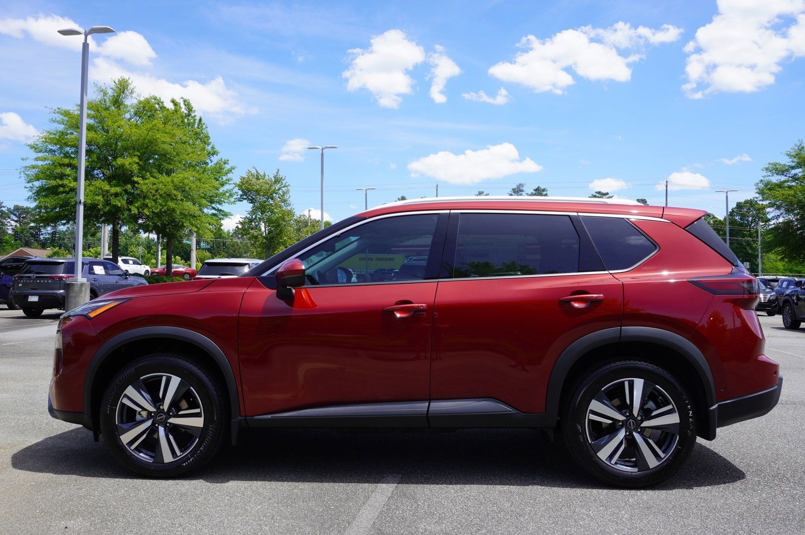 2024 Nissan Rogue SL 20