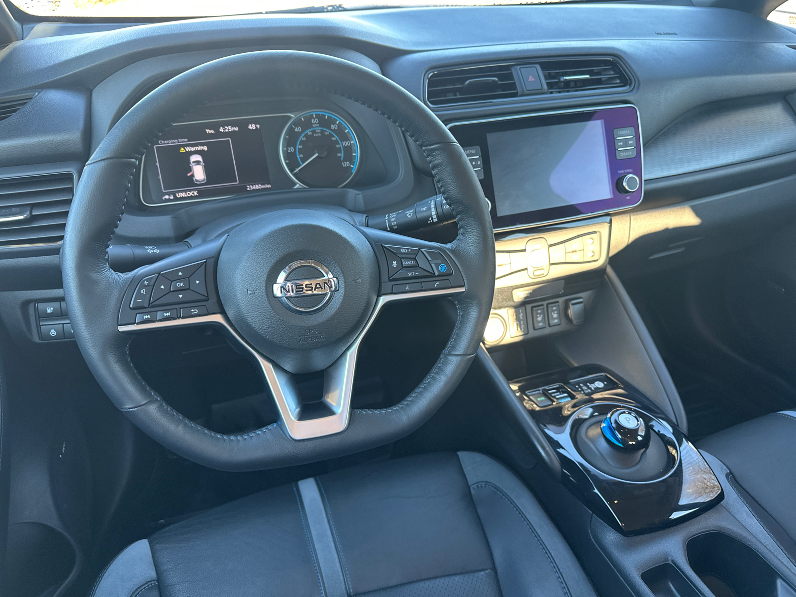 2021 Nissan Leaf SL Plus 22