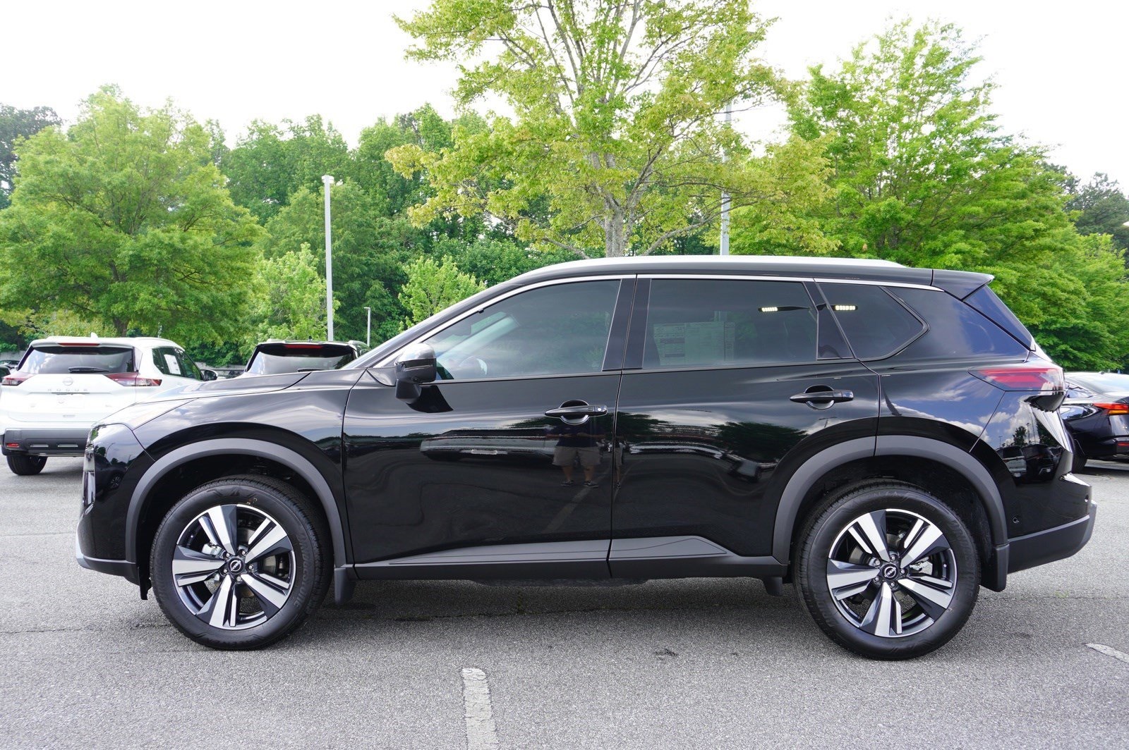 2024 Nissan Rogue SL 20