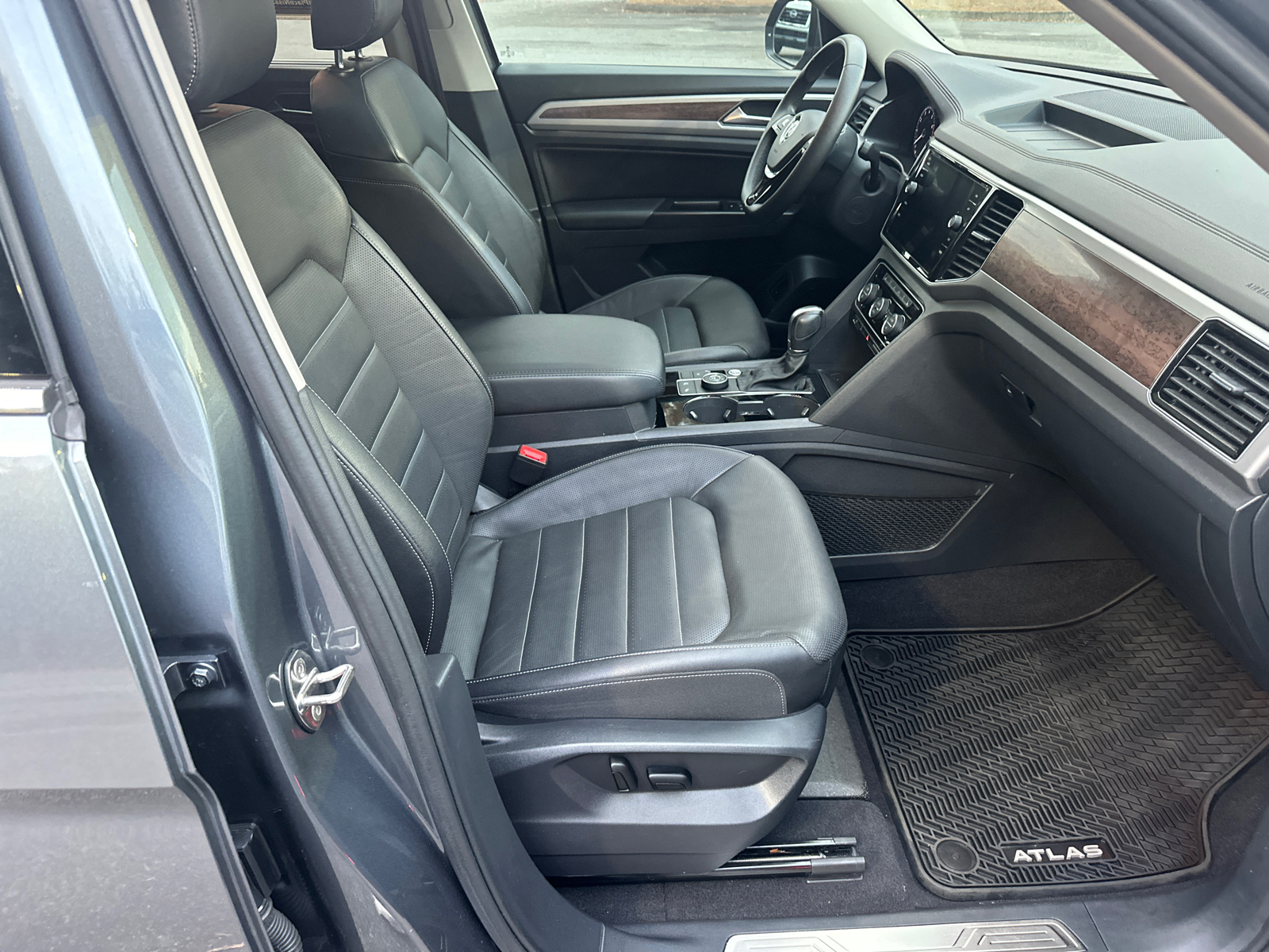 2019 Volkswagen Atlas SEL Premium 13