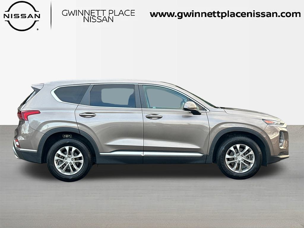 2019 Hyundai Santa Fe SE 4