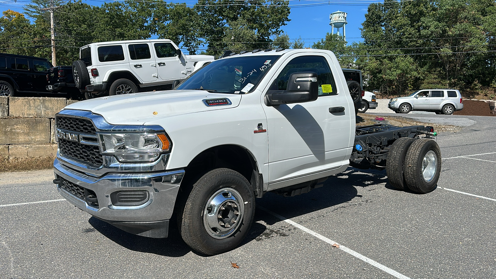 2024 Ram 3500 Chassis Cab Tradesman 4WD Reg Cab 60 CA 143.5 WB 1