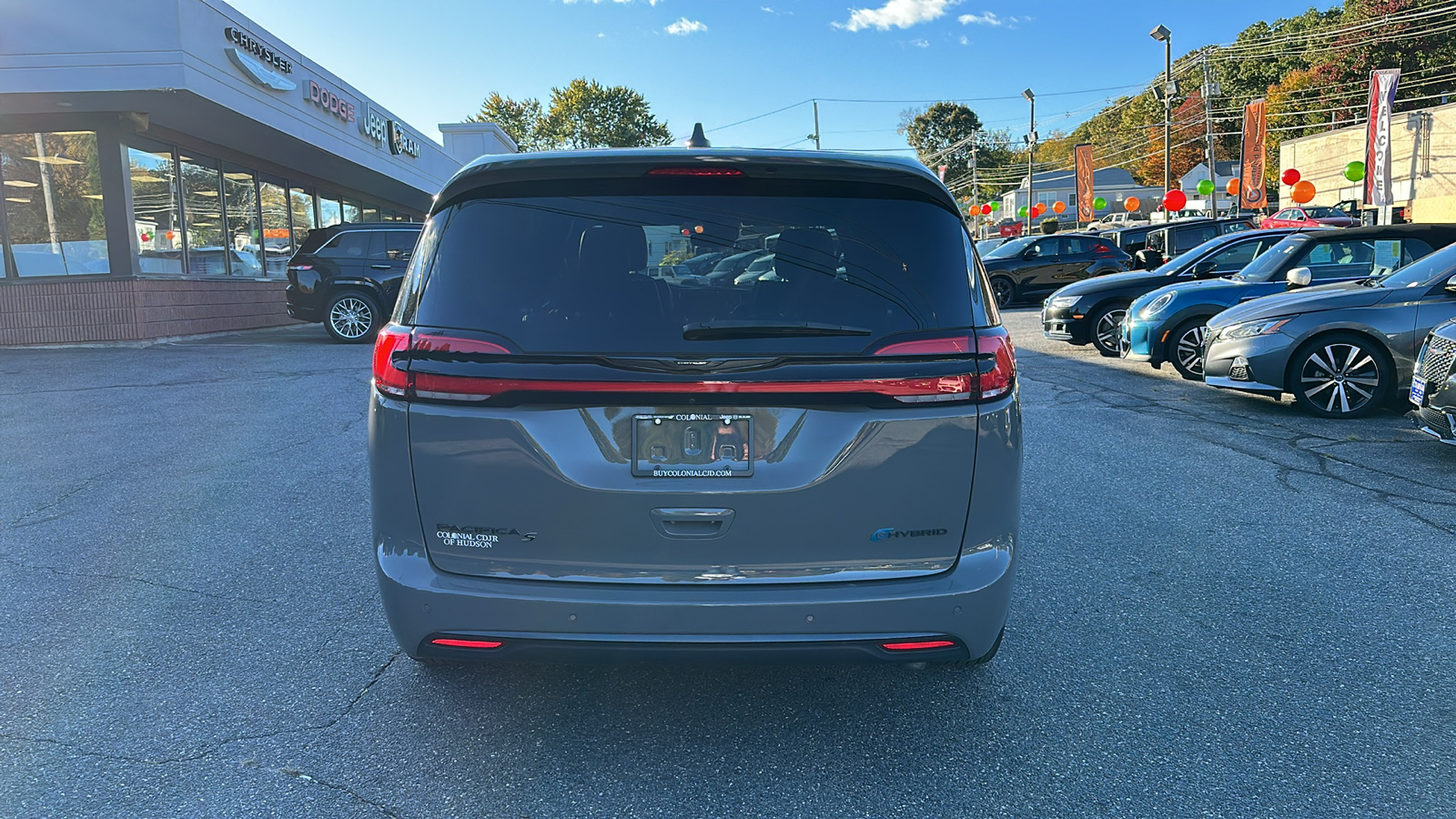 2022 Chrysler Pacifica Hybrid Touring L 3