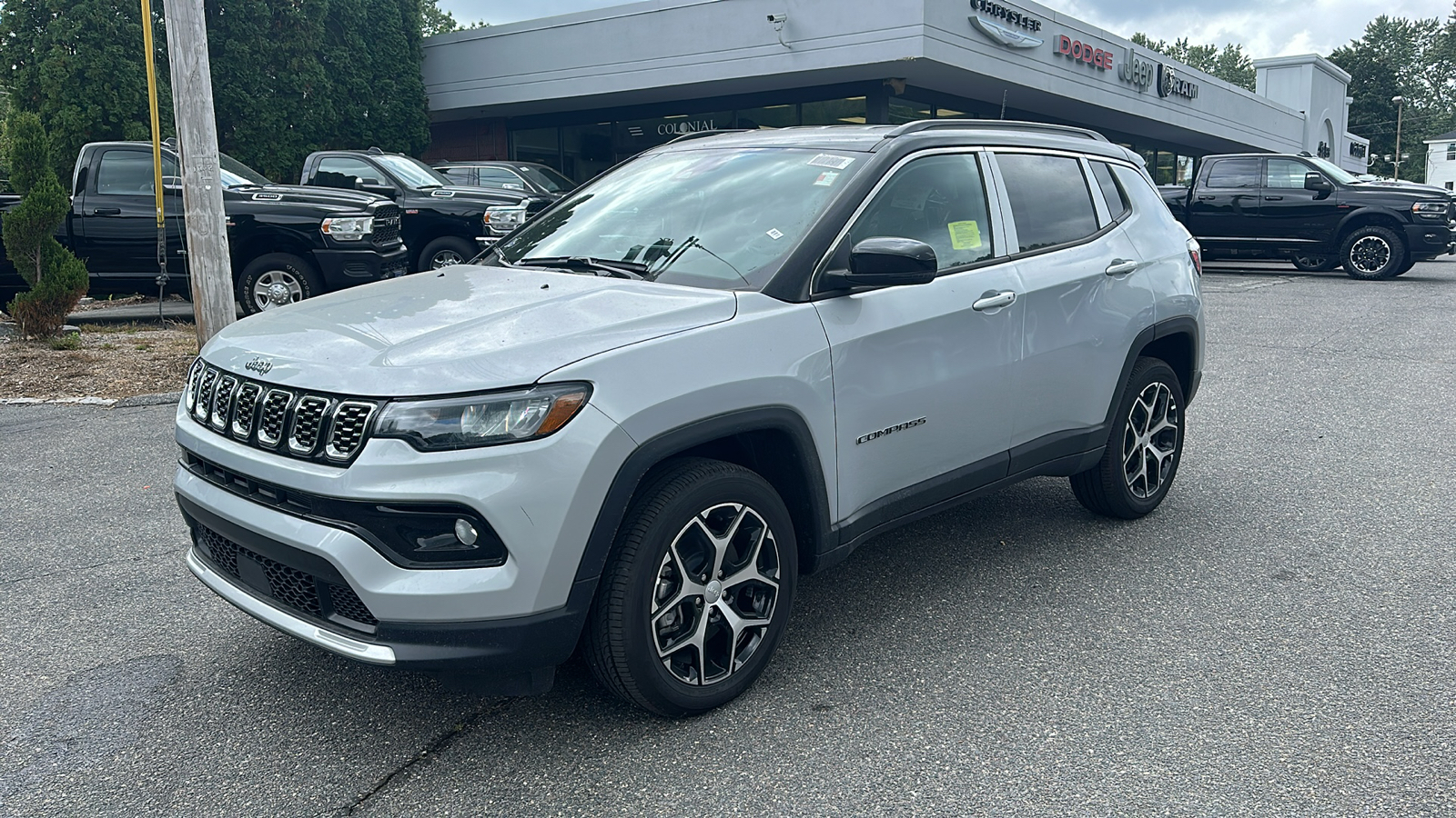 2024 Jeep Compass Limited 1