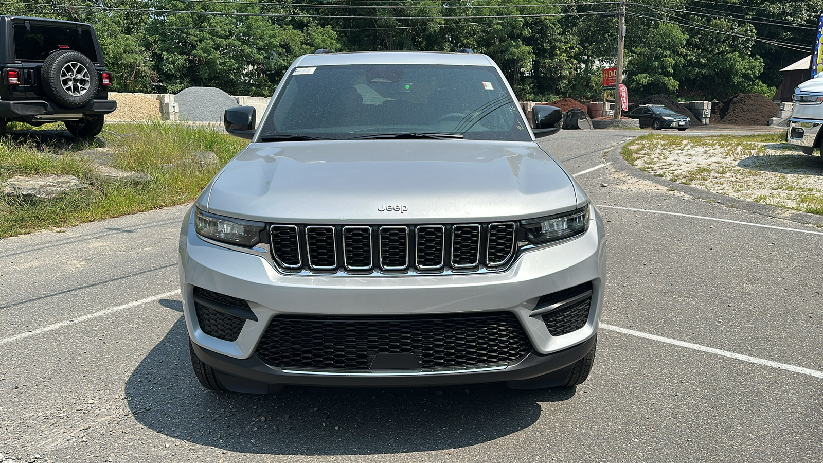 2024 Jeep Grand Cherokee Laredo X 6