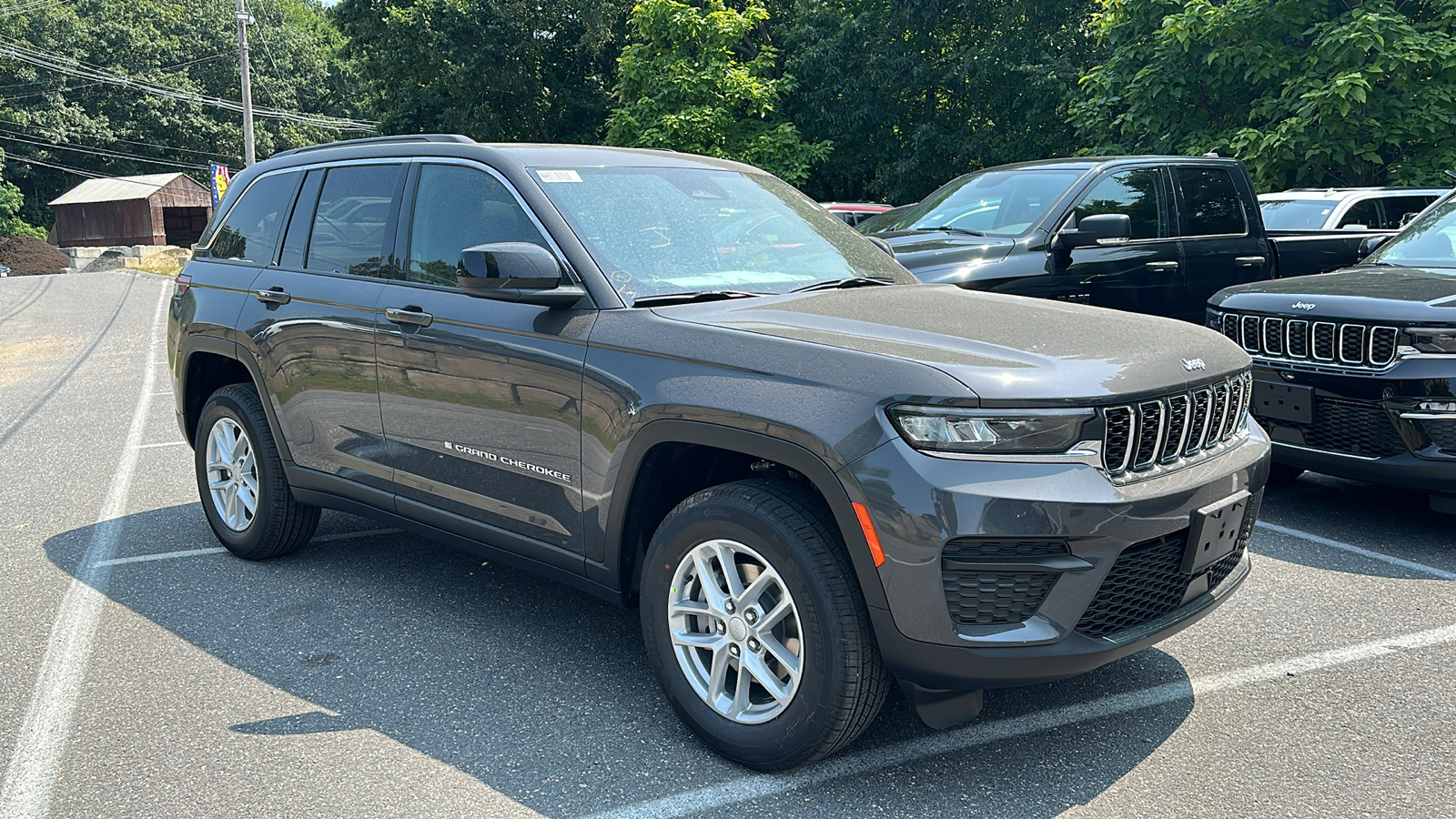 2024 Jeep Grand Cherokee Laredo X 5