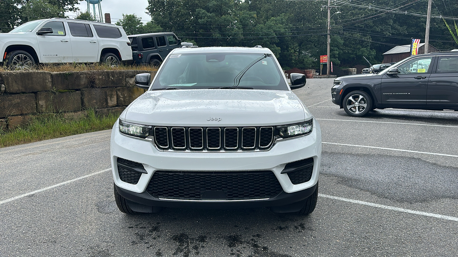 2024 Jeep Grand Cherokee Laredo X 6