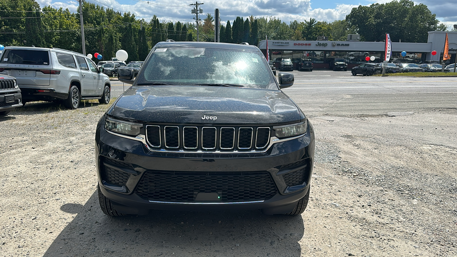 2024 Jeep Grand Cherokee Laredo X 6