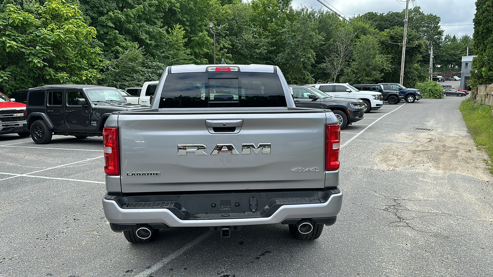 2025 Ram 1500 Laramie 4x4 Crew Cab 57 Box 3