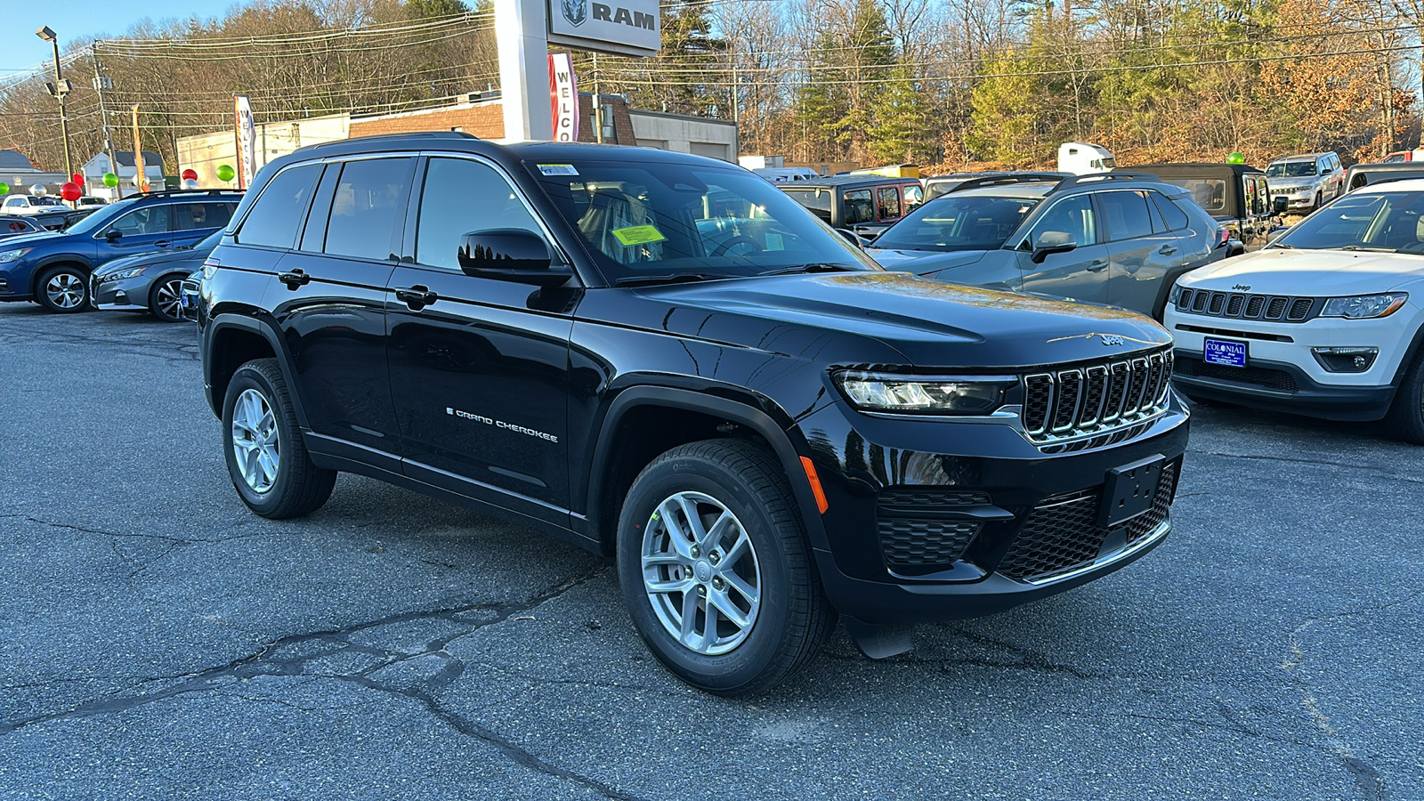 2025 Jeep Grand Cherokee Laredo X 5