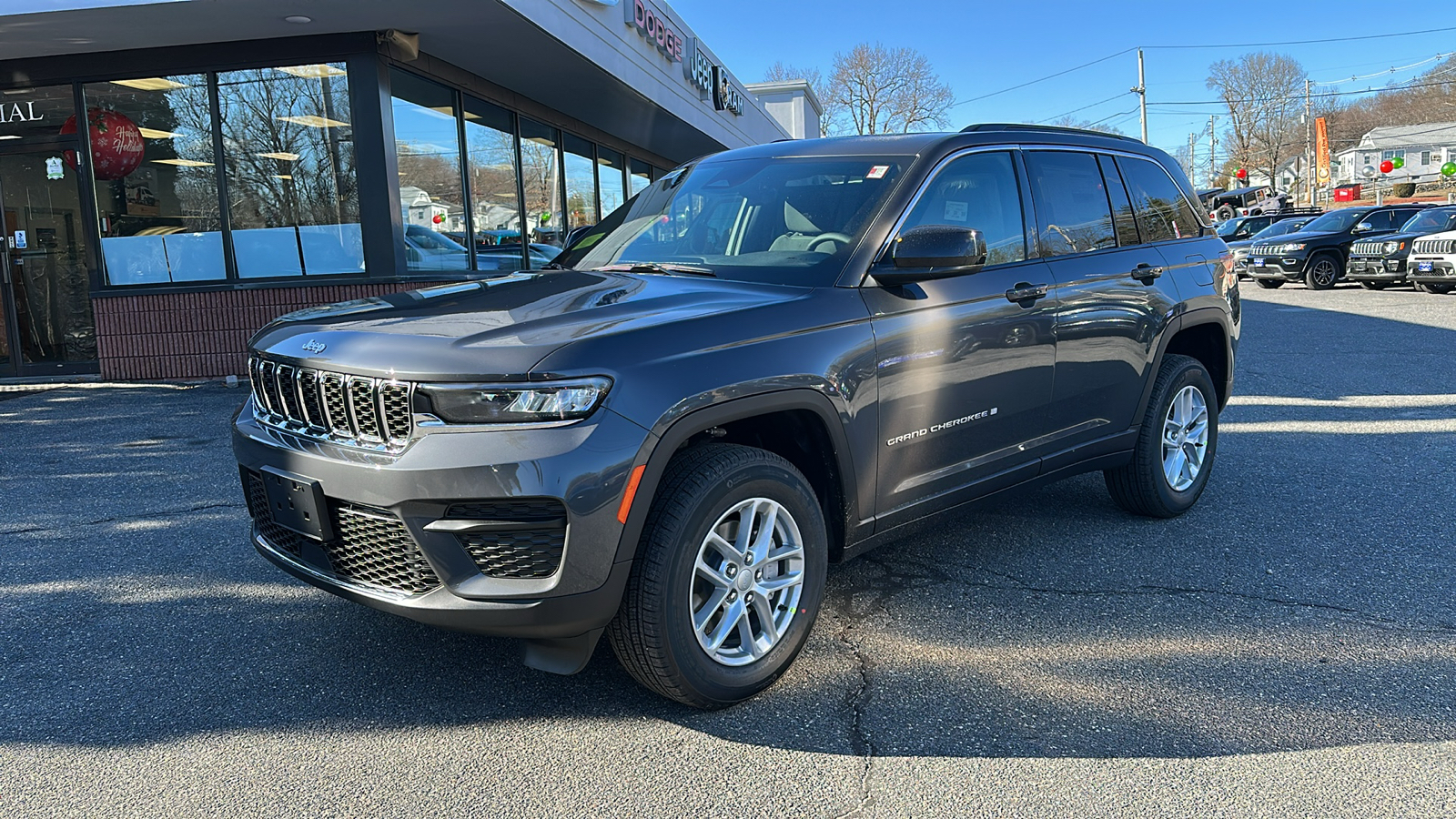 2025 Jeep Grand Cherokee Laredo X 1