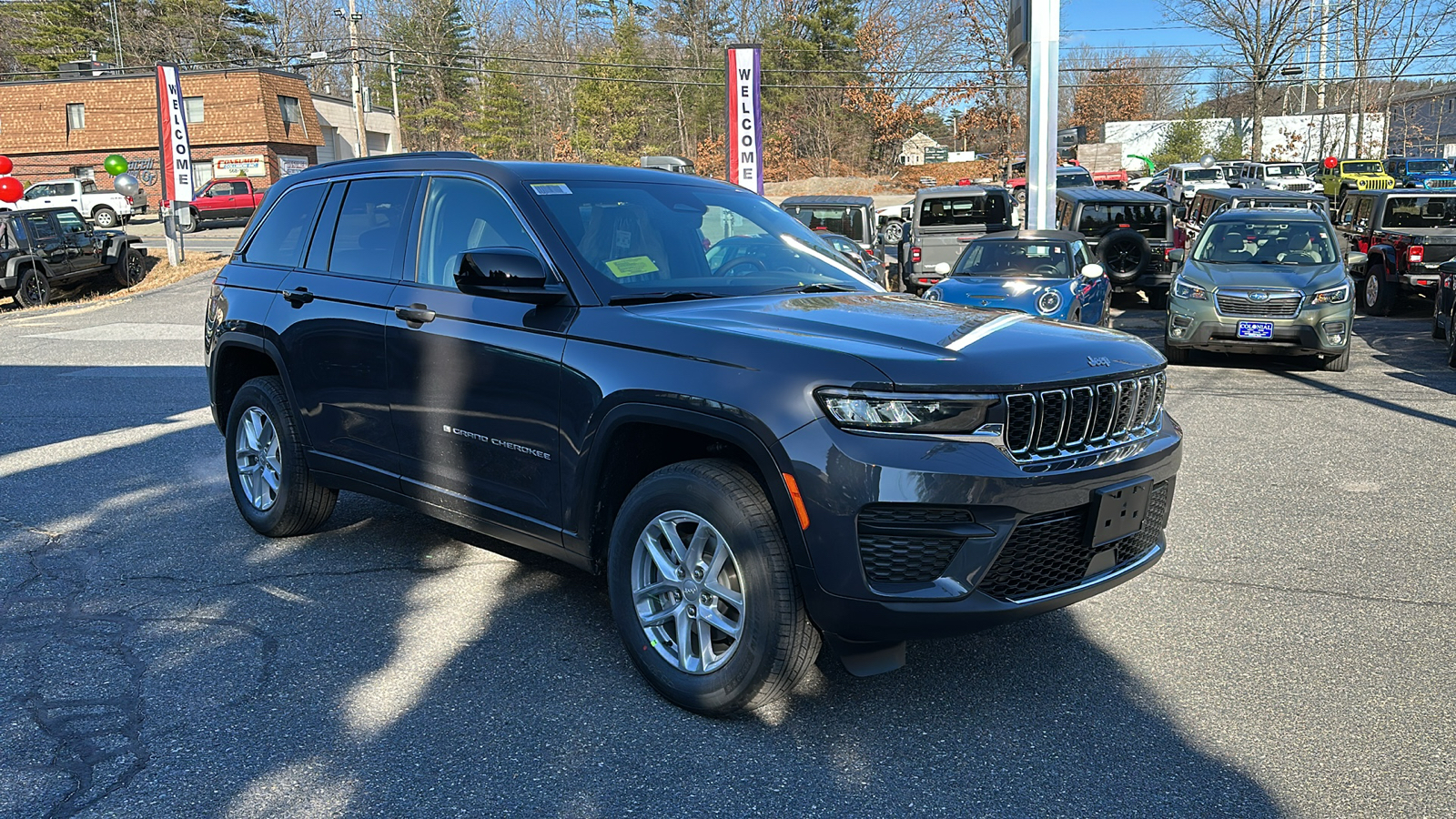 2025 Jeep Grand Cherokee Laredo X 5