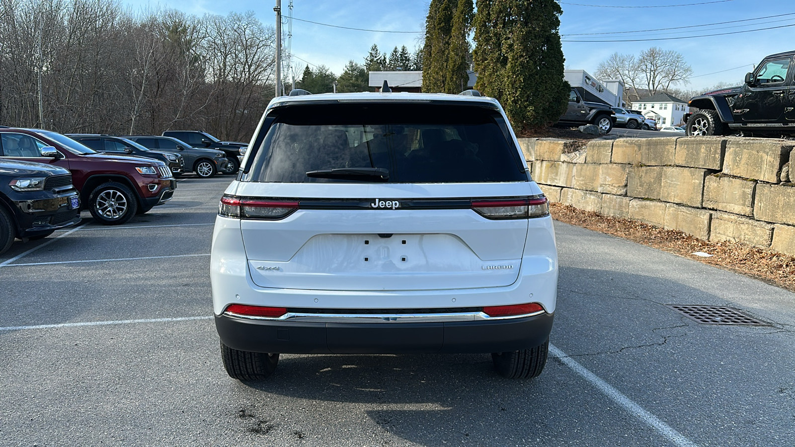 2025 Jeep Grand Cherokee Laredo X 3