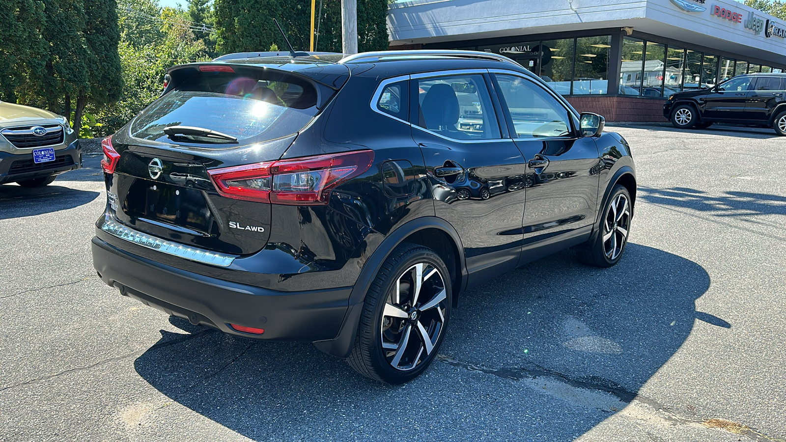 2022 Nissan Rogue Sport SL 4