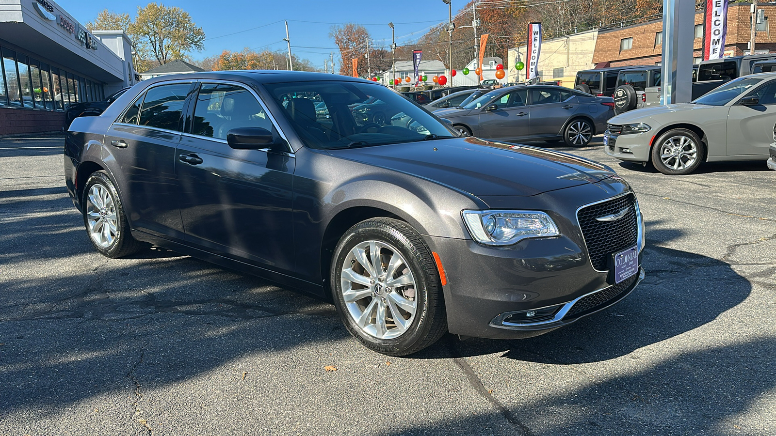 2019 Chrysler 300 Touring L 5