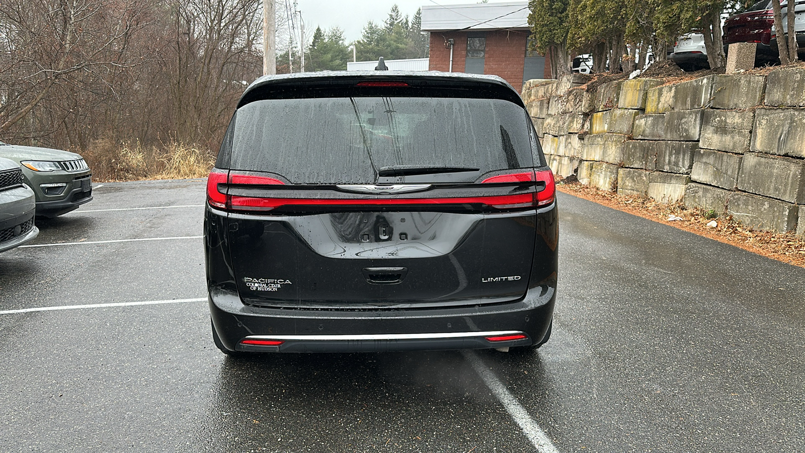 2024 Chrysler Pacifica Limited 3