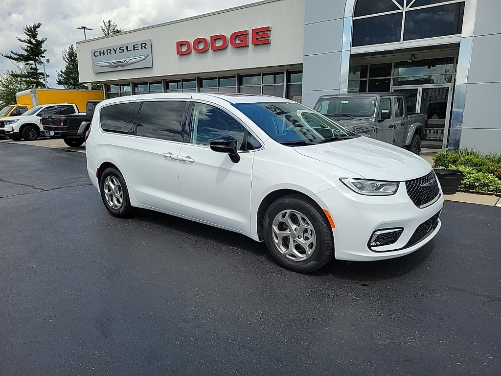 2024 Chrysler Pacifica Limited 9