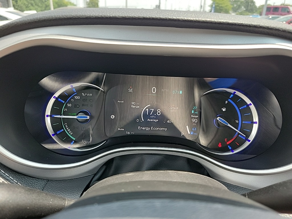 2024 Chrysler Pacifica Hybrid Select 4