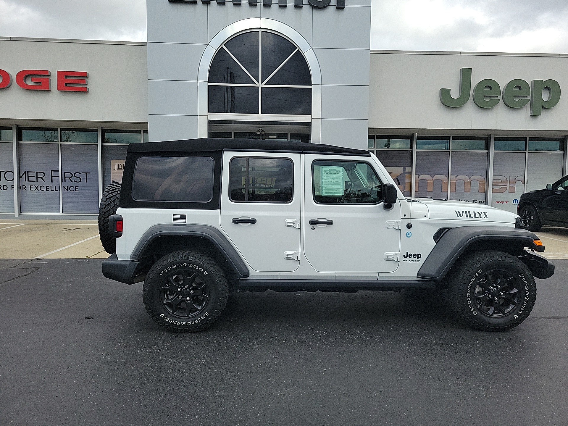 2022 Jeep Wrangler Unlimited Willys 9